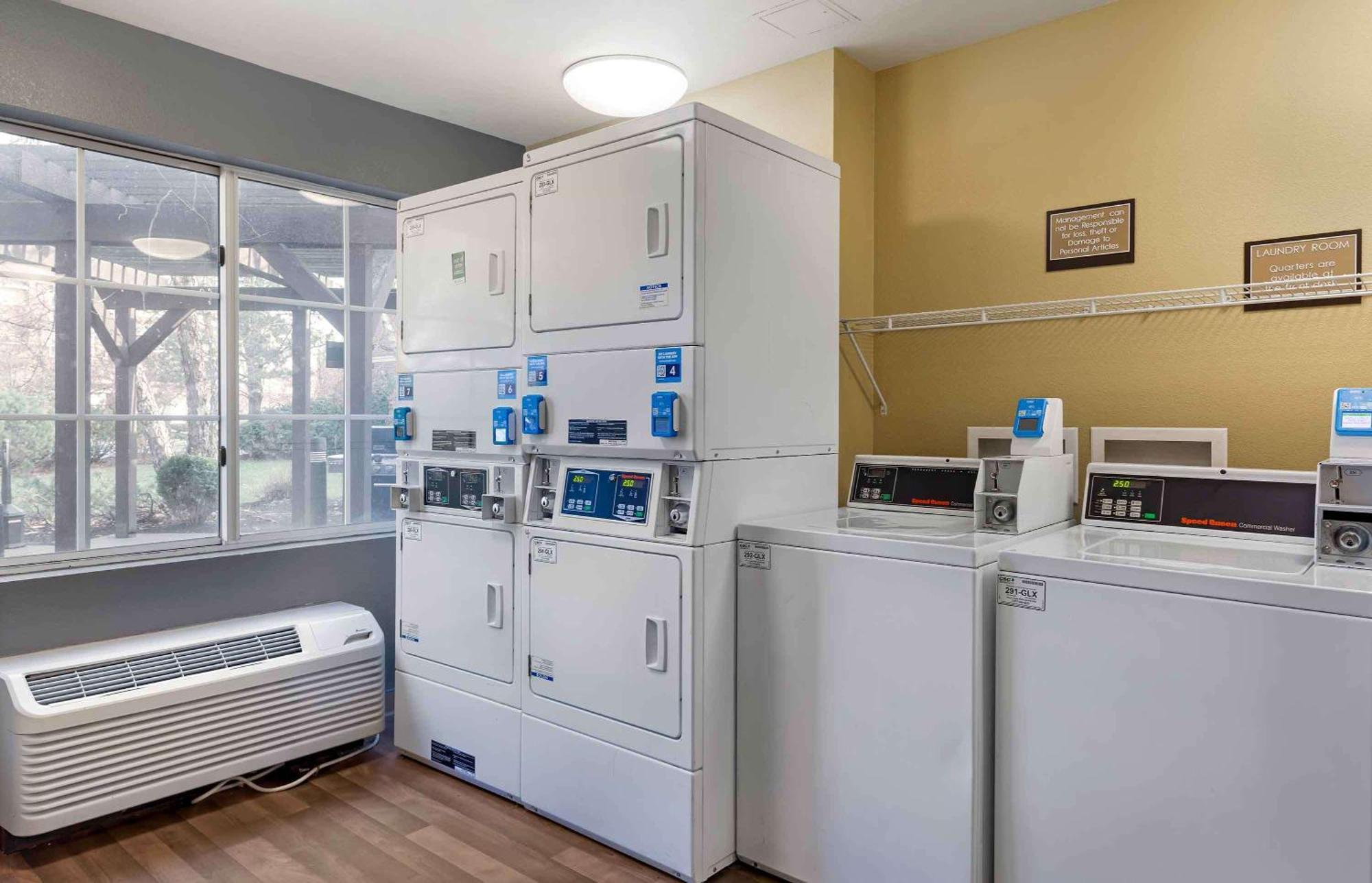 Extended Stay America Suites - Boston - Waltham - 32 4Th Ave Buitenkant foto