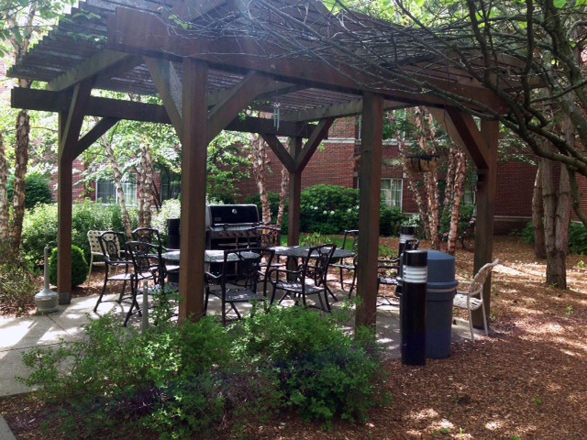 Extended Stay America Suites - Boston - Waltham - 32 4Th Ave Buitenkant foto