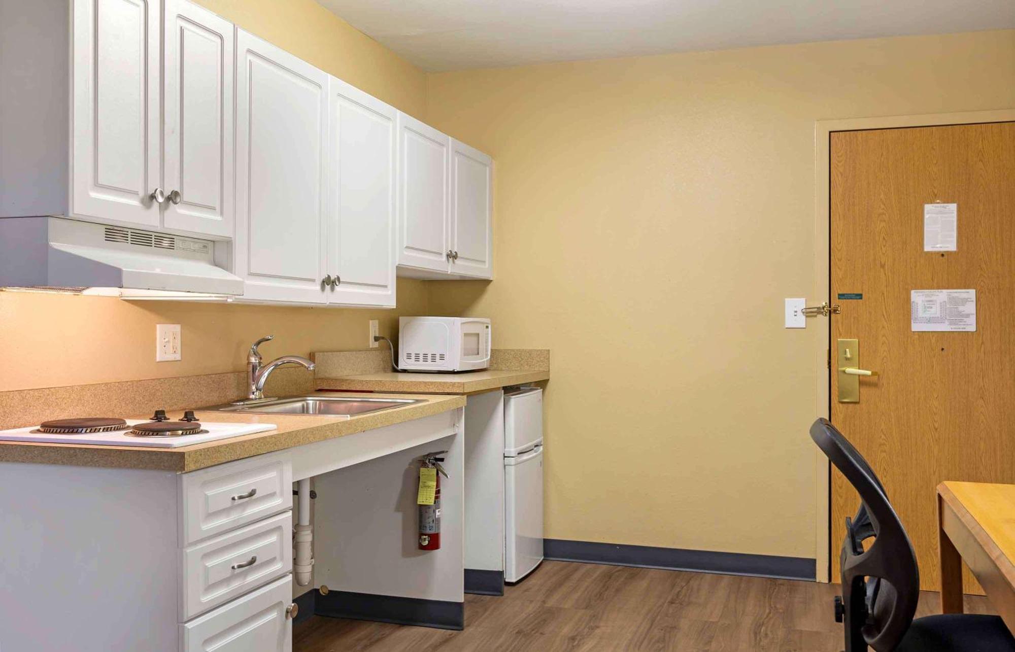 Extended Stay America Suites - Boston - Waltham - 32 4Th Ave Buitenkant foto