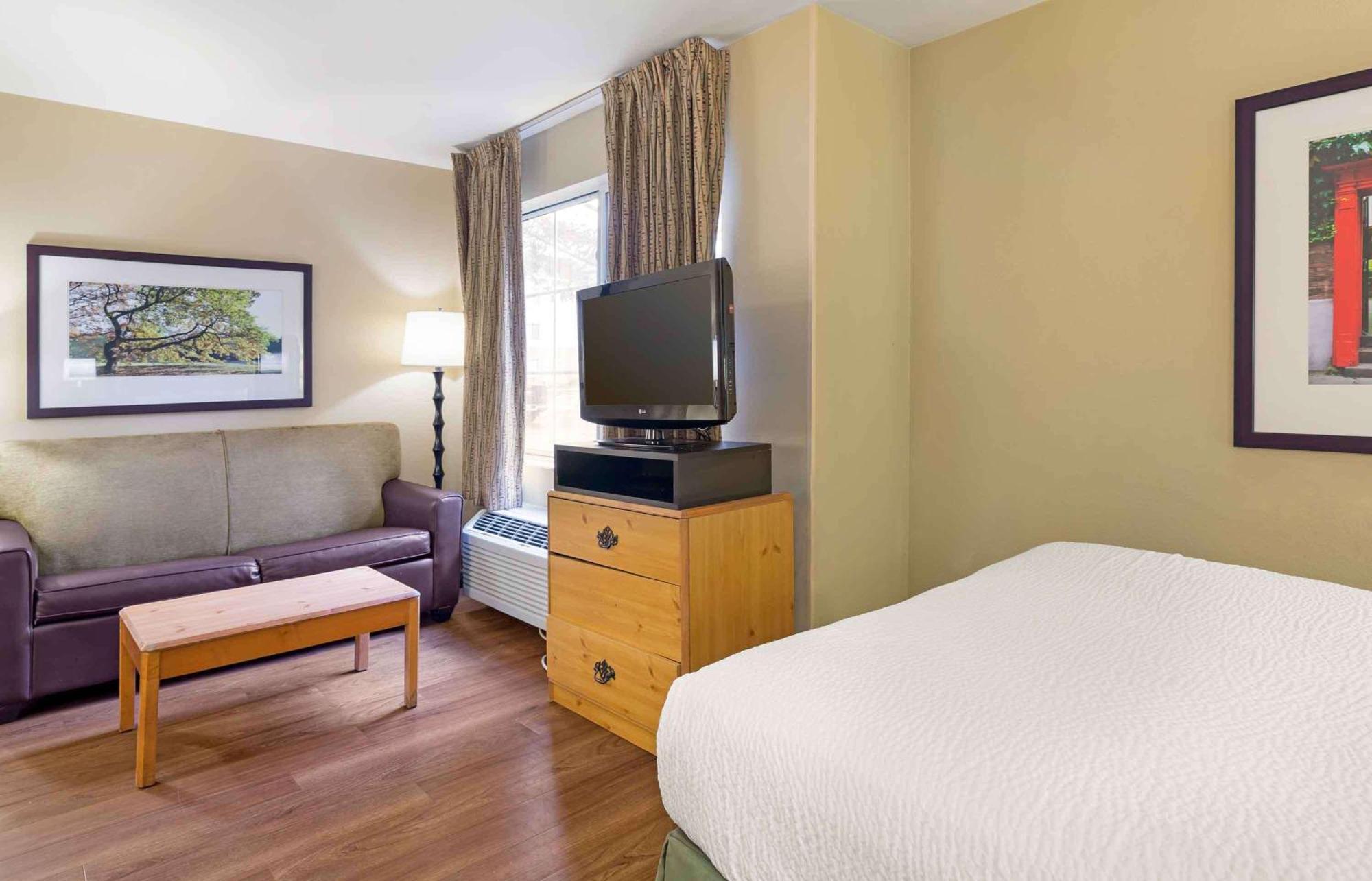 Extended Stay America Suites - Boston - Waltham - 32 4Th Ave Buitenkant foto