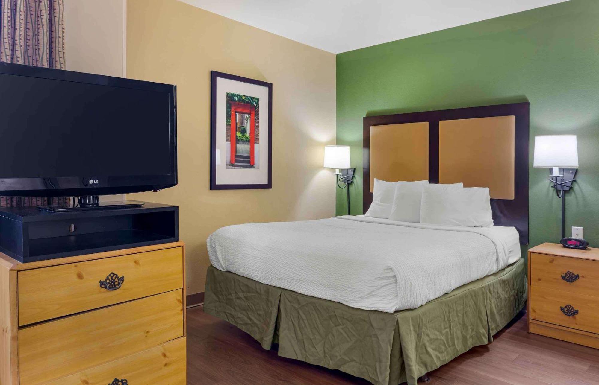 Extended Stay America Suites - Boston - Waltham - 32 4Th Ave Buitenkant foto