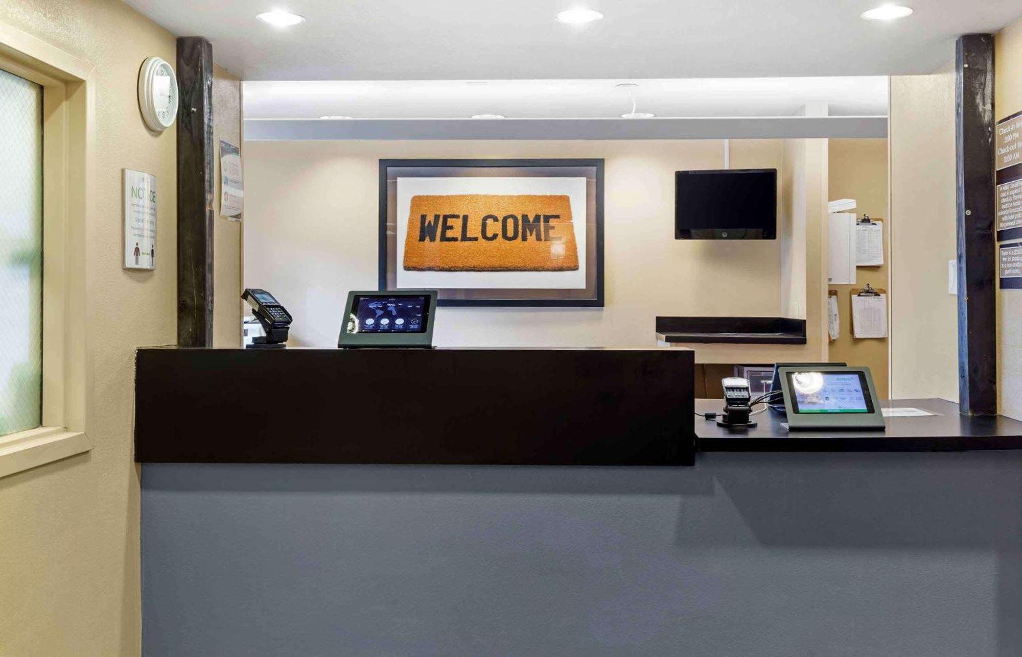Extended Stay America Suites - Boston - Waltham - 32 4Th Ave Buitenkant foto