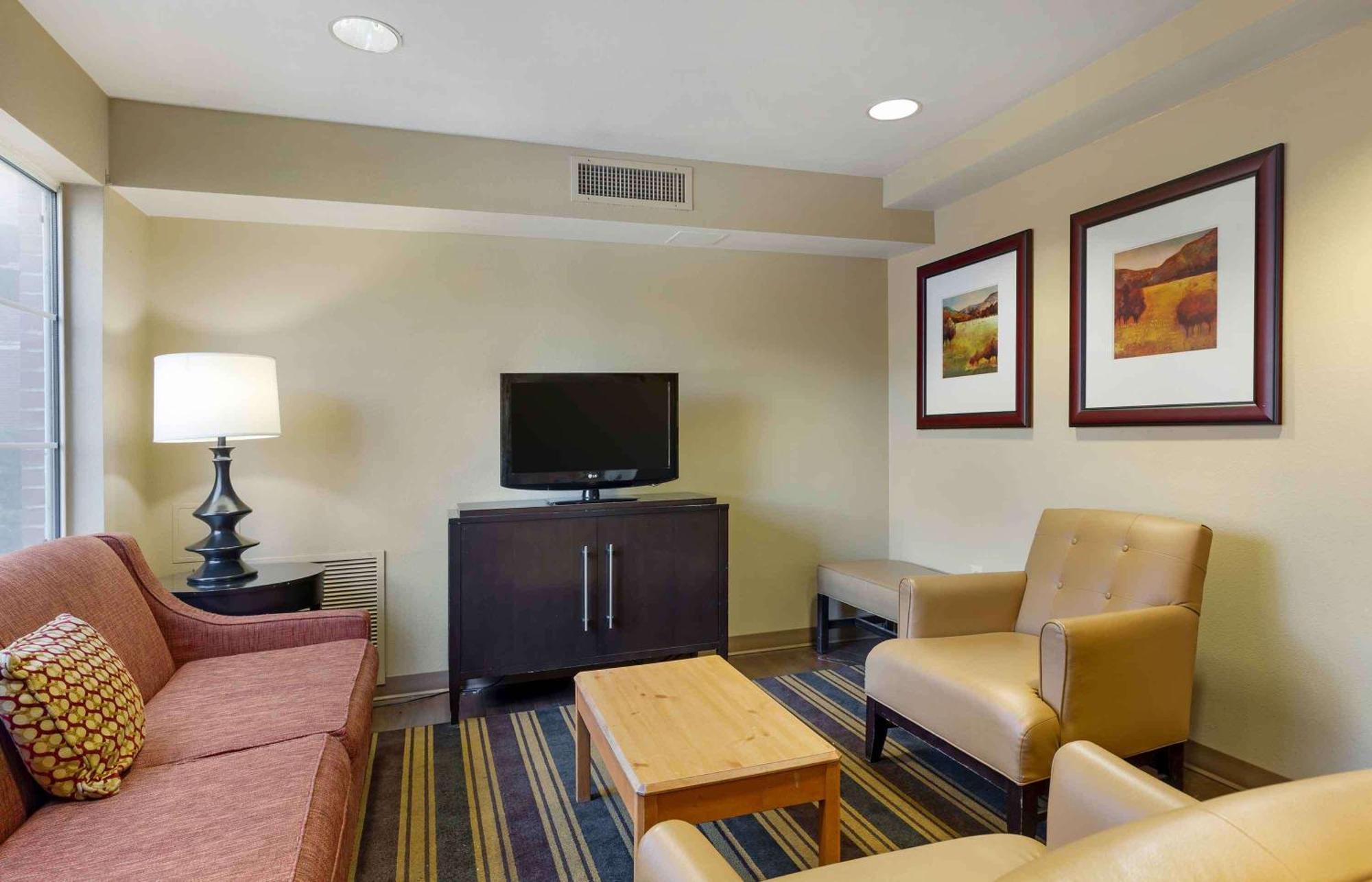Extended Stay America Suites - Boston - Waltham - 32 4Th Ave Buitenkant foto