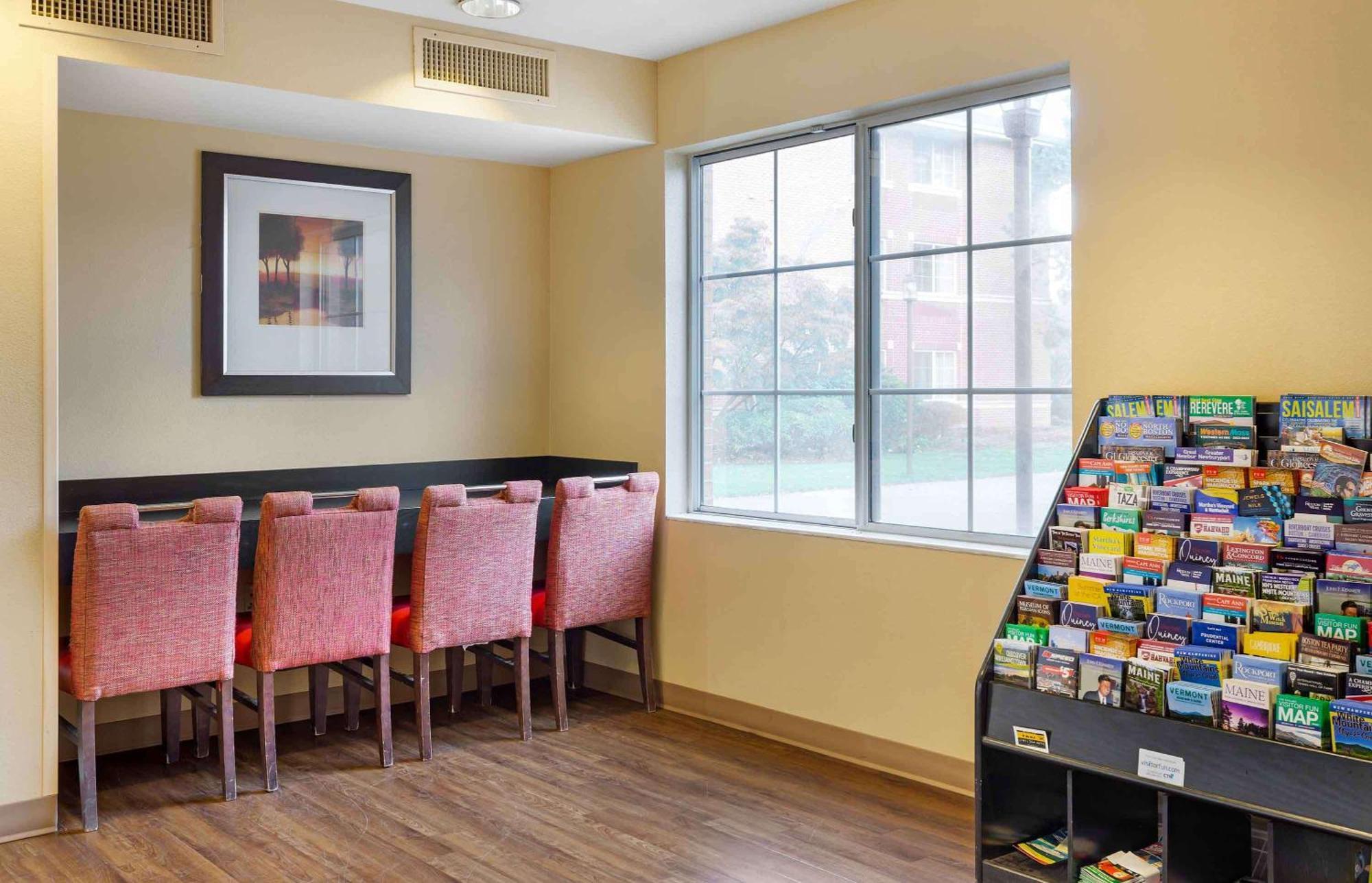 Extended Stay America Suites - Boston - Waltham - 32 4Th Ave Buitenkant foto