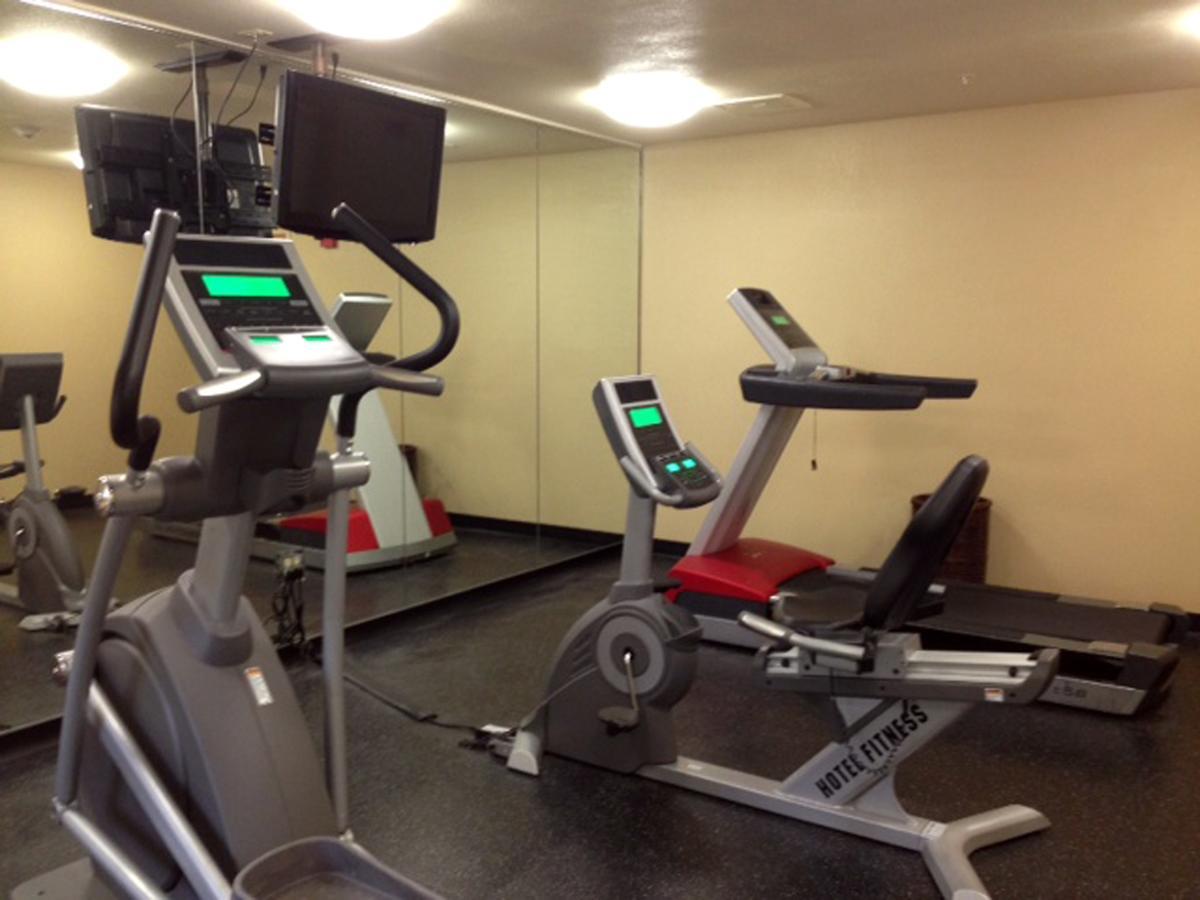 Extended Stay America Suites - Boston - Waltham - 32 4Th Ave Buitenkant foto