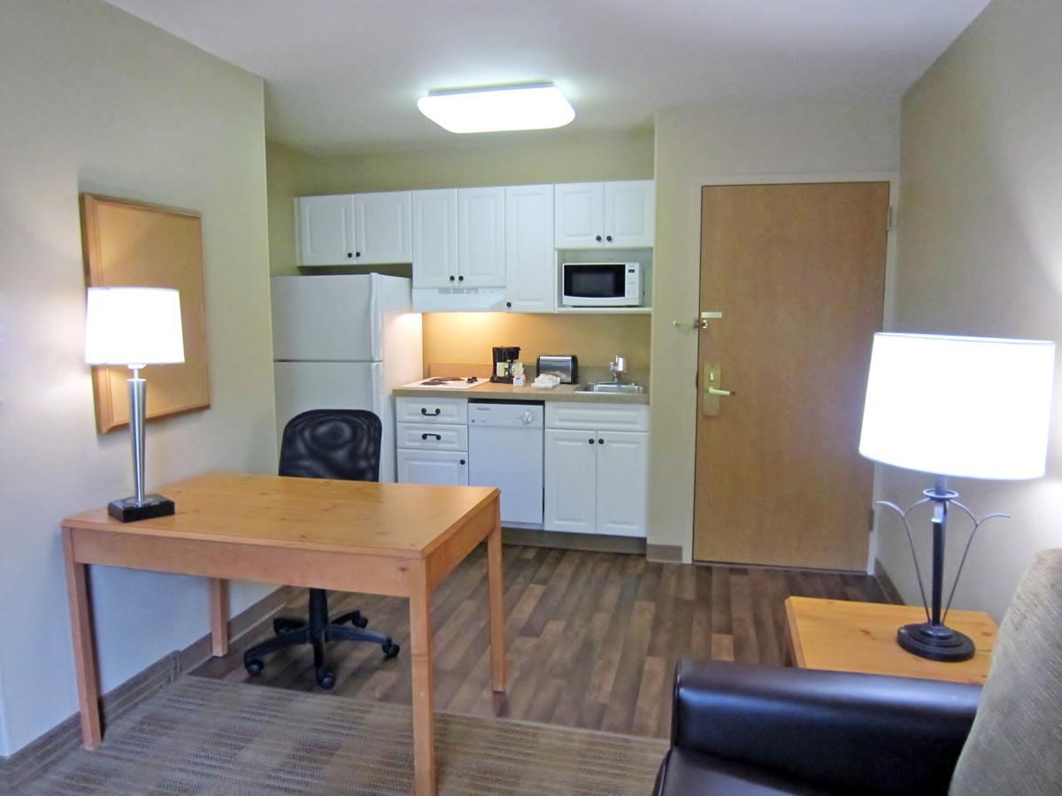 Extended Stay America Suites - Boston - Waltham - 32 4Th Ave Buitenkant foto