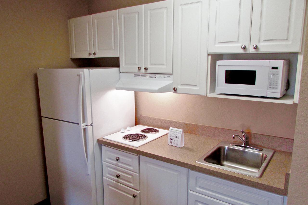 Extended Stay America Suites - Boston - Waltham - 32 4Th Ave Buitenkant foto